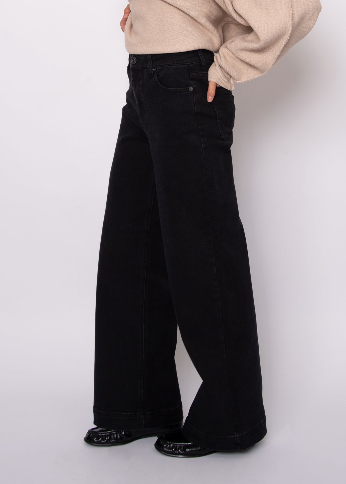 Hirana Wide Leg Jeans