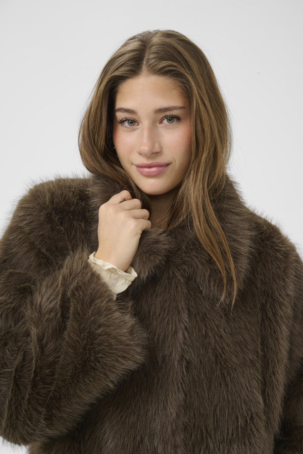 Drama Coat Online Exclusive