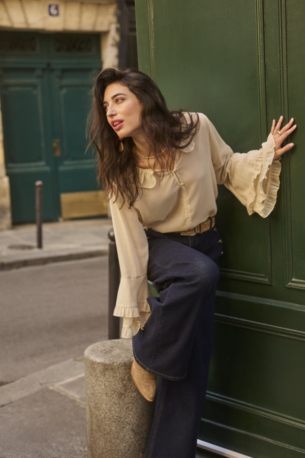 Visti Jeans With Button