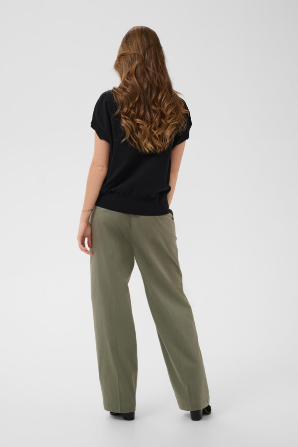 Dela Knit Slipover