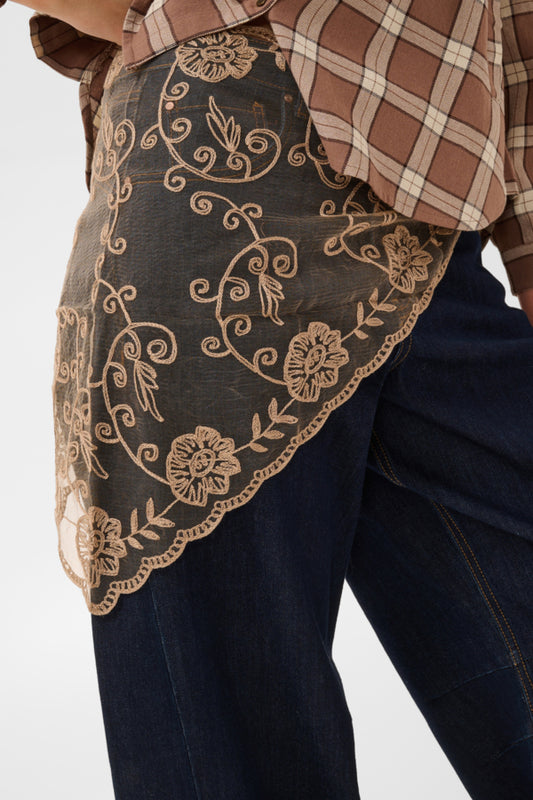 Lacie Scarf