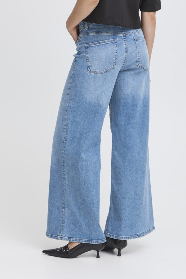 Wiggy Wide Leg Jeans