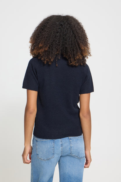 Dasila Short Sleeve Pullover