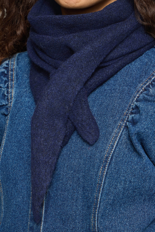 Gry Scarf