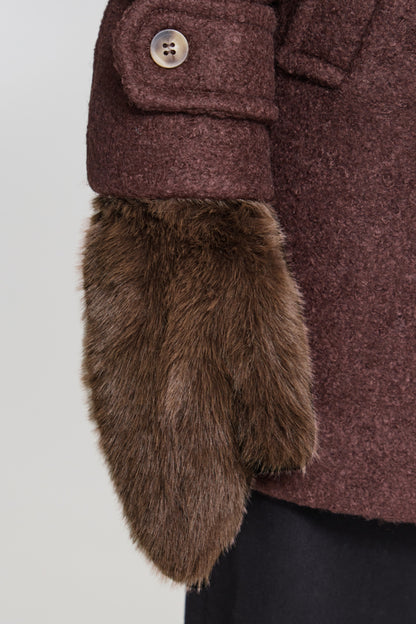 Ebna Gloves