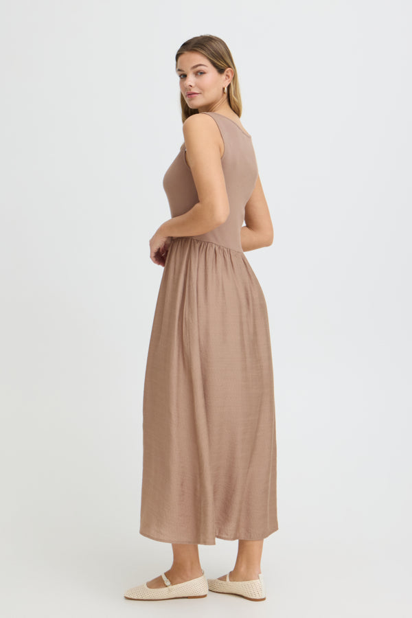 Jundy Dress