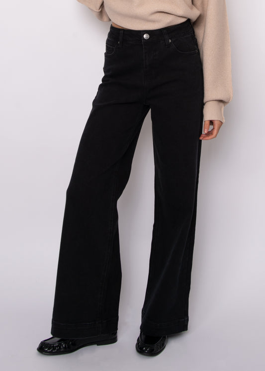 Hirana Wide Leg Jeans