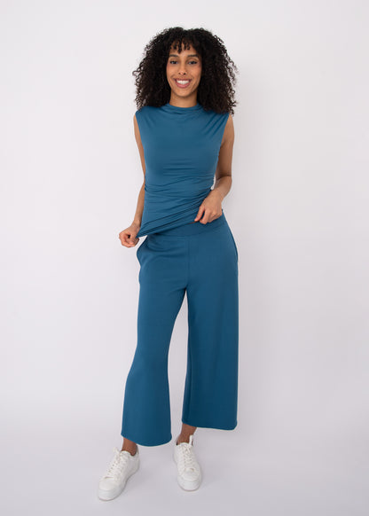Yve Extended Sleeve Funnel Neck Top